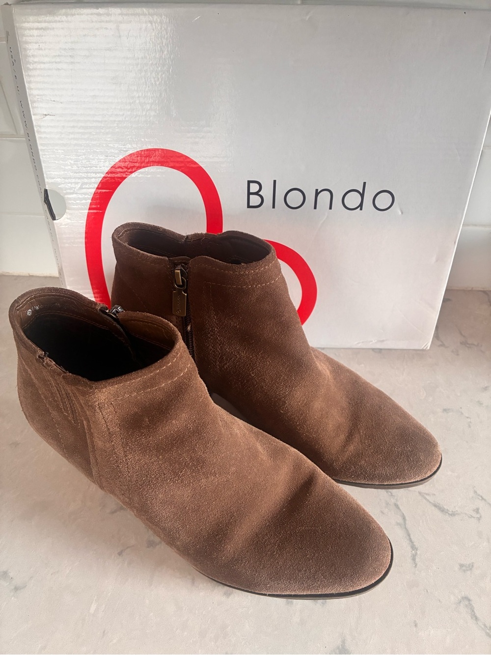 Blondo Brown Suede Chukka Ankle Boots 9.5